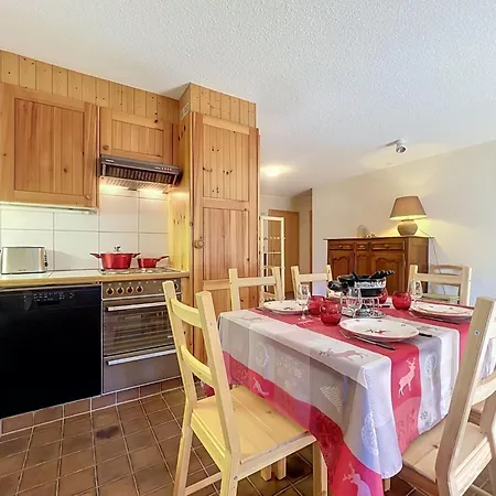 Les Naines Brunes By Interhome Nendaz