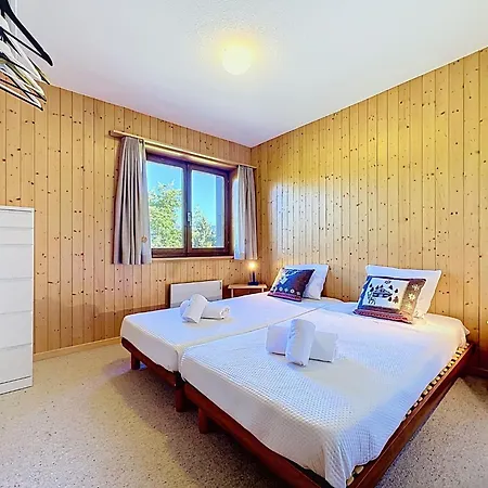 Les Naines Brunes By Interhome